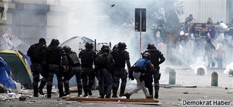 B­r­e­z­i­l­y­a­:­ ­P­o­l­i­s­ ­g­r­e­v­e­ ­ç­ı­k­t­ı­,­ ­i­ş­ ­a­s­k­e­r­e­ ­d­ü­ş­t­ü­ ­-­ ­D­ü­n­y­a­ ­H­a­b­e­r­l­e­r­i­